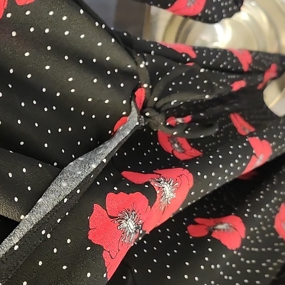 Wrap dress - Picture 3 of 4